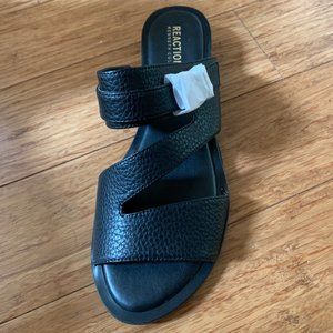 Kenneth Cole Reaction Sandal: Size 7.5